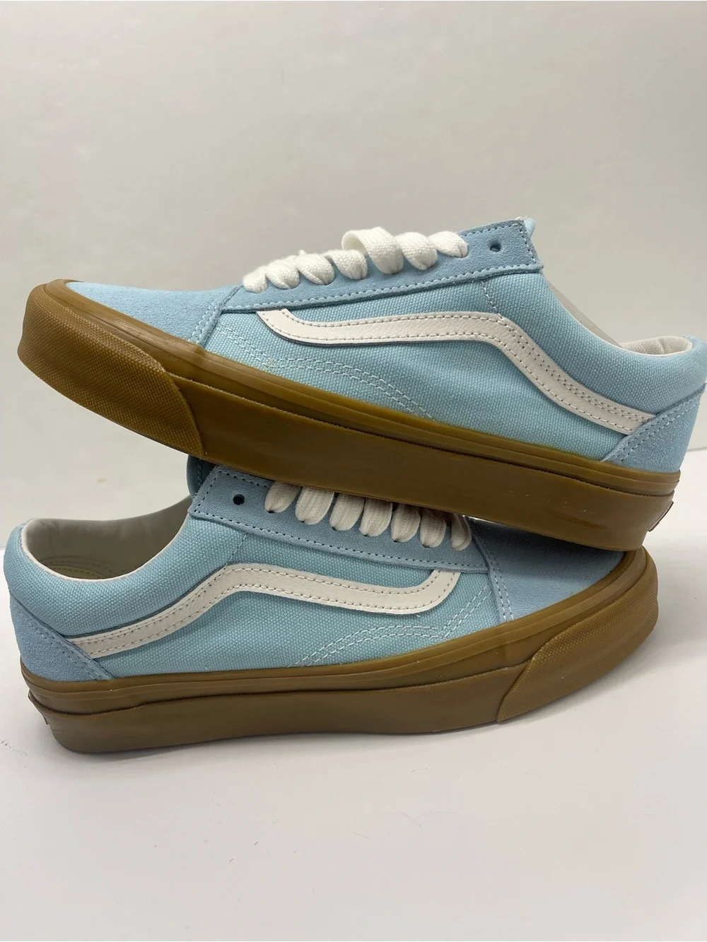 Vans WMNS Sz 8.5  Lx Old Skool Gum Crystal Blue VN000D56CAU Sneakers